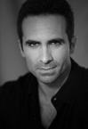 Nestor Carbonell photo